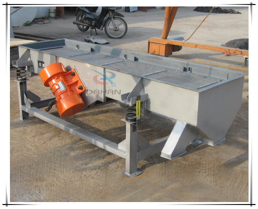 520型侧挂式直线筛