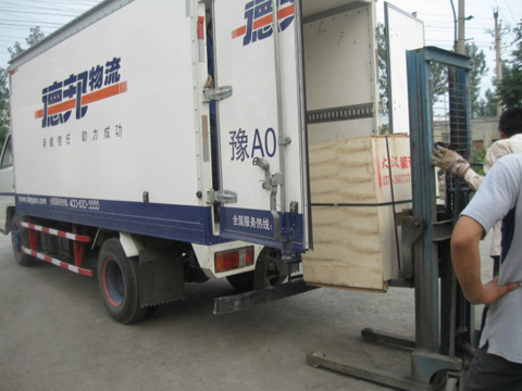 三聚氰胺旋振筛发货