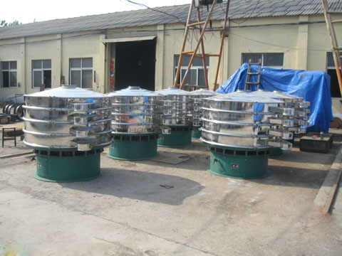 1500三层不锈钢旋振筛